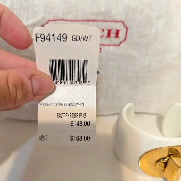 Coach Deadstock White Ceramic And Gold Turnlock Bangle Nwt - Picture 2 of 8